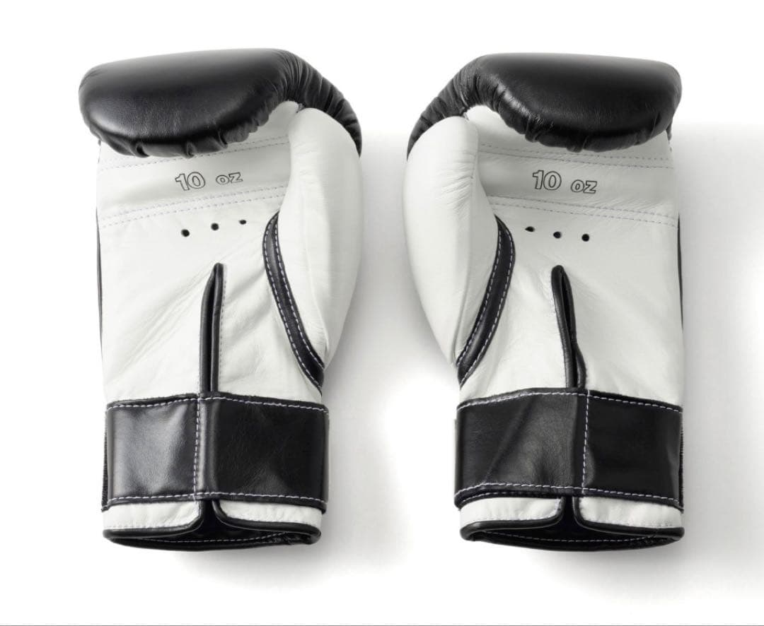 激レア！ Winning × 100A 10oz BOXING GLOVE