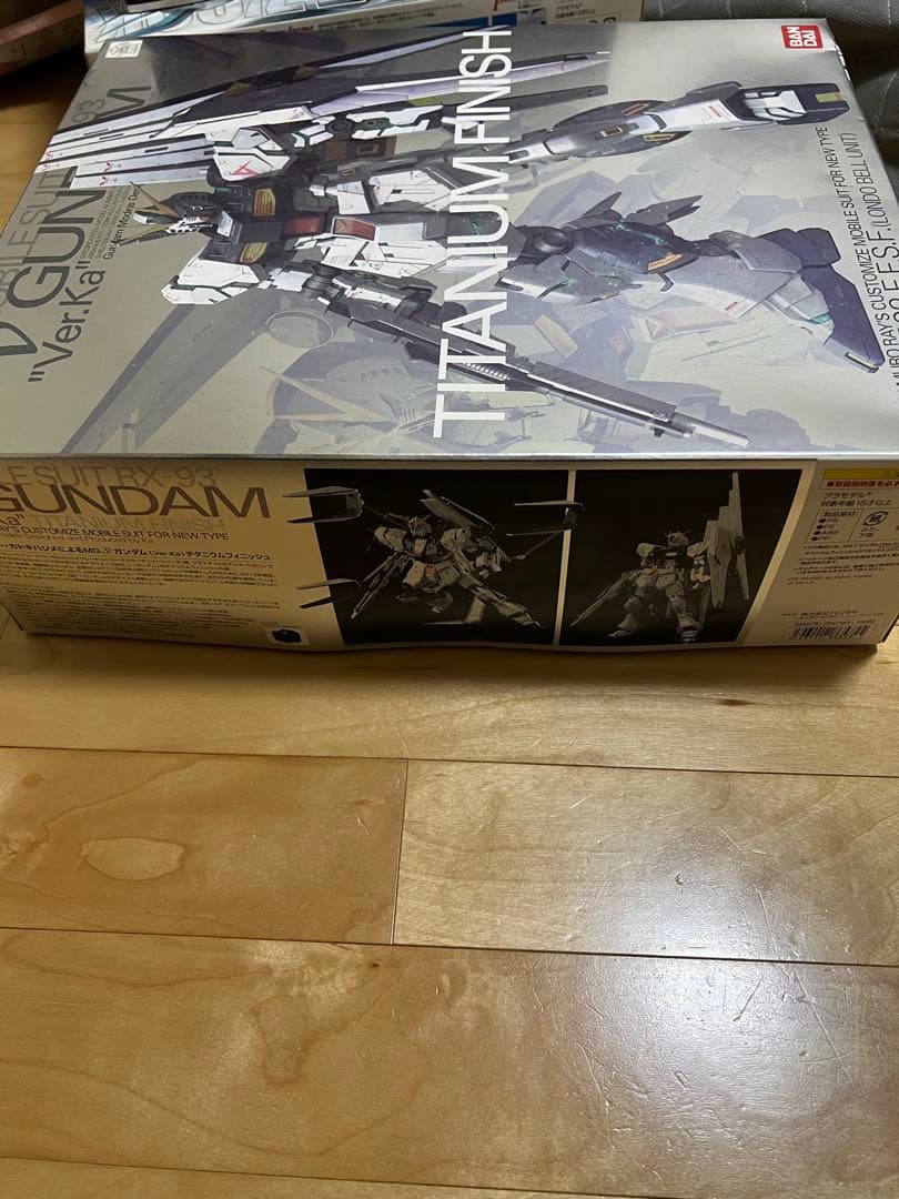 MG RX-93 νガンダム Ver.Ka チタニウムフィニッシュ