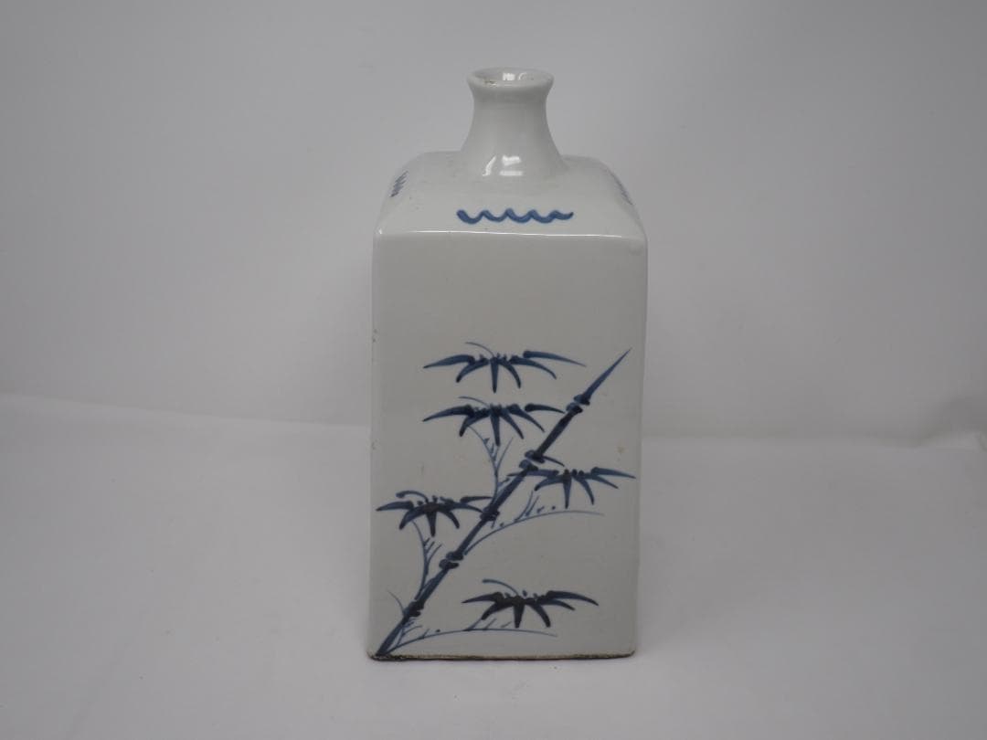 染付兎文白磁徳利　角瓶　李朝　ウサギ　漢詩　-SO